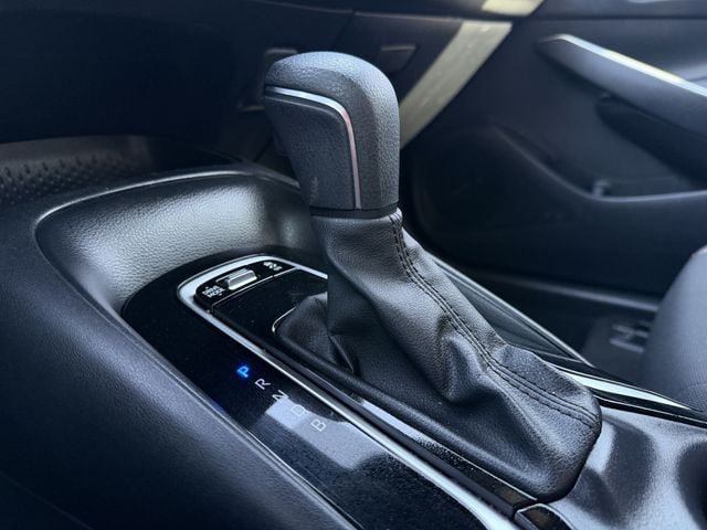 Certified 2024 Toyota Corolla SE FWD image 18
