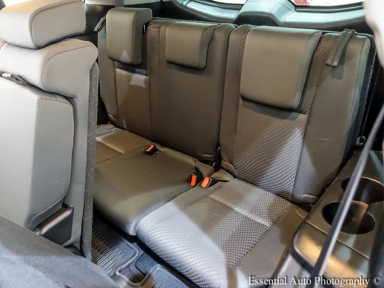 Used 2016 Toyota Highlander LE AWD/4WD image 17