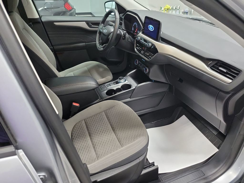 Used 2022 Ford Escape SE w/ Convenience Package image 21