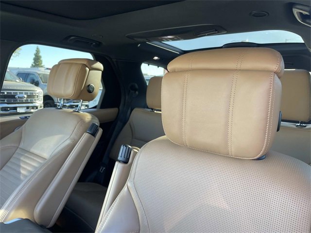 Used 2023 Land Rover Discovery HSE R-Dynamic image 21