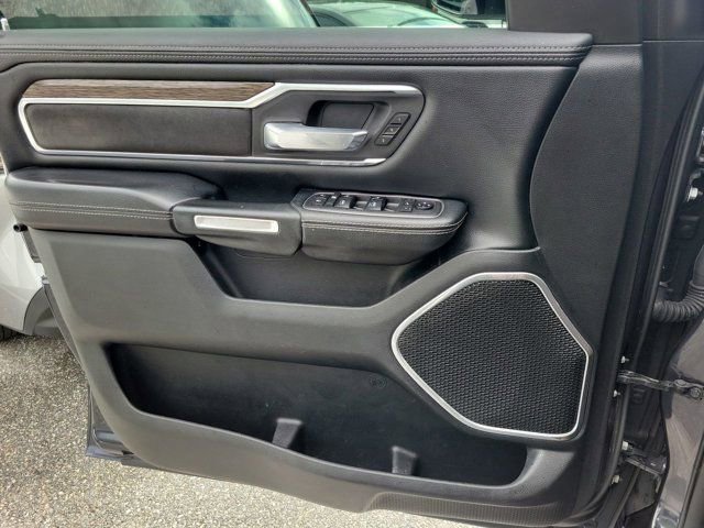 Used 2019 RAM 1500 Laramie w/ Off Road Group AWD/4WD image 34