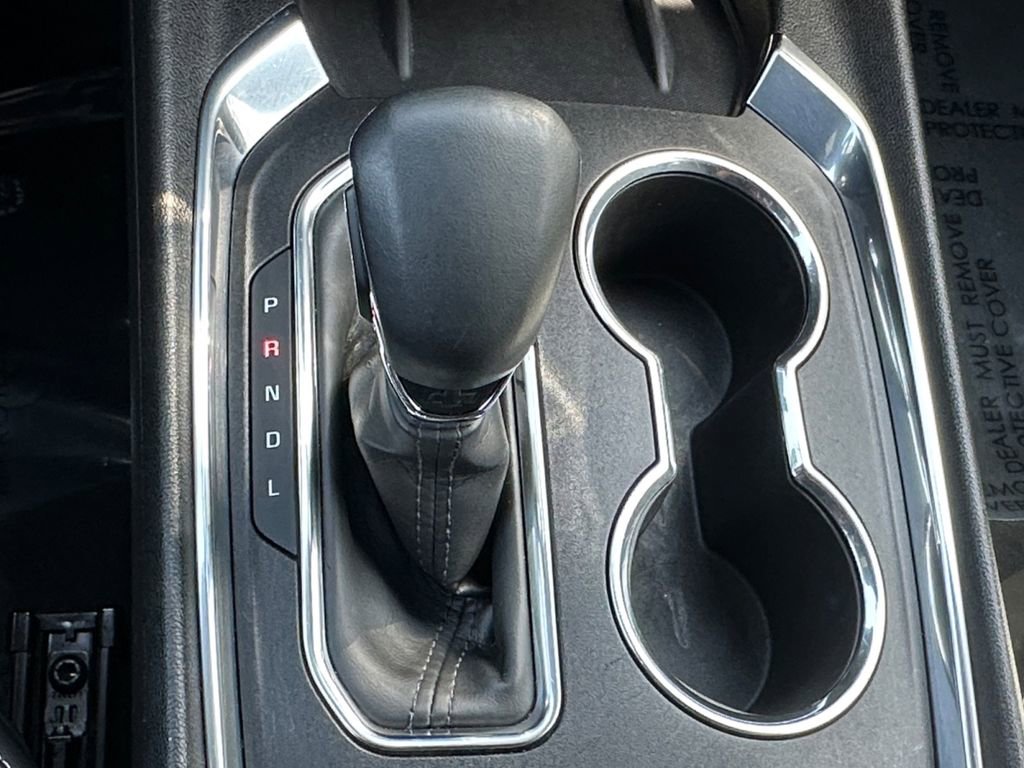 Used 2023 Chevrolet Traverse LT image 17