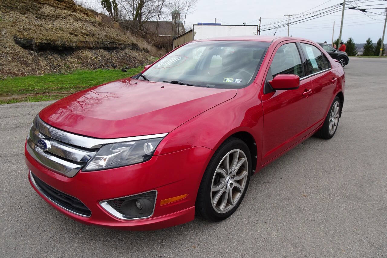 Used 2012 Ford Fusion SE w/ Appearance Pkg image 2
