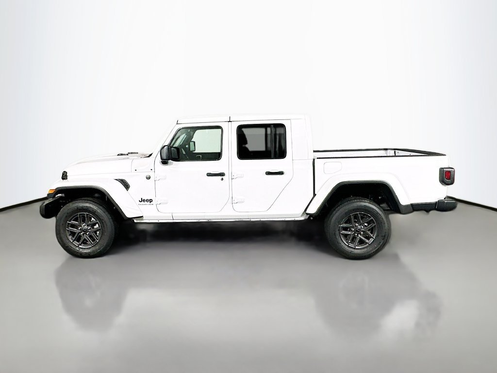New 2026 Jeep Gladiator Sport AWD/4WD image 4