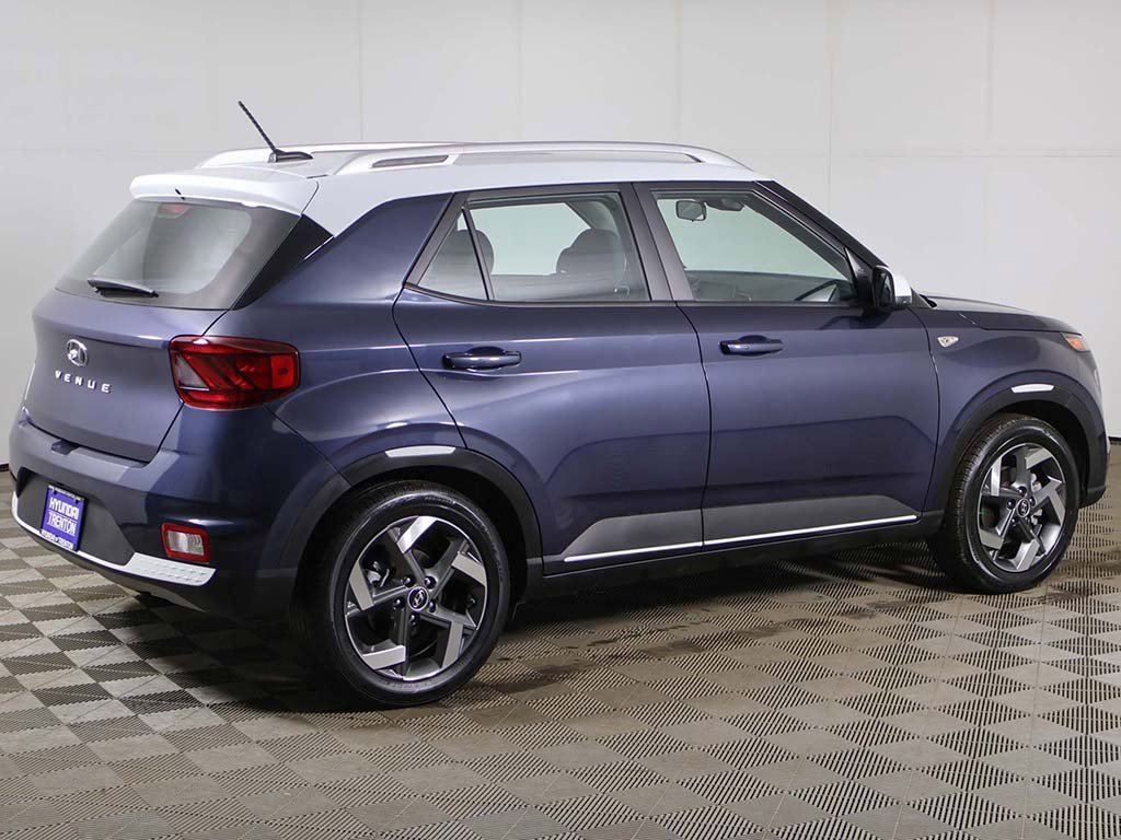 Certified 2023 Hyundai Venue Limited image 10