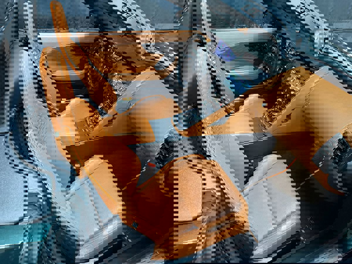 Used 2021 Jaguar F-TYPE R image 28