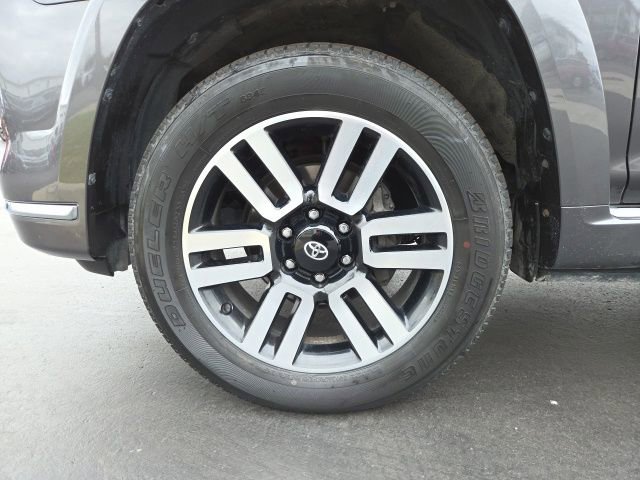 Used 2023 Toyota 4Runner Limited image 28
