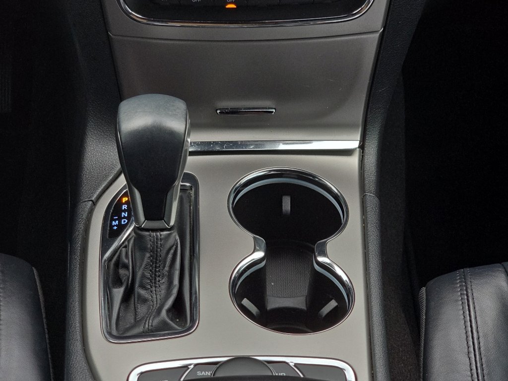 Used 2018 Jeep Grand Cherokee Limited AWD/4WD image 25