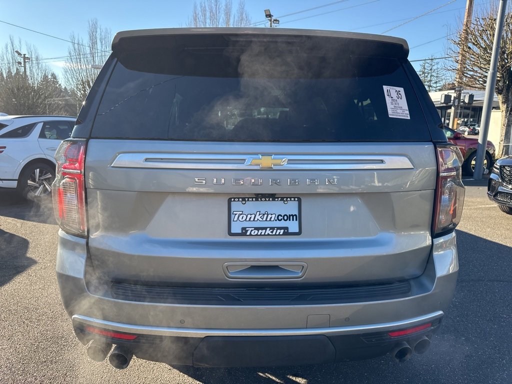 Used 2024 Chevrolet Suburban High Country image 7