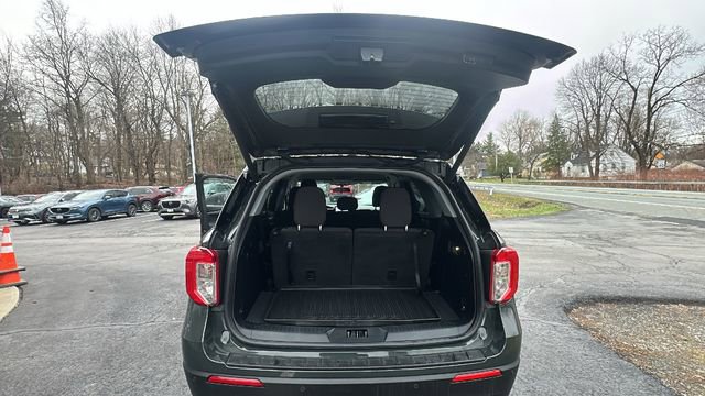 Used 2023 Ford Explorer XLT AWD/4WD image 39