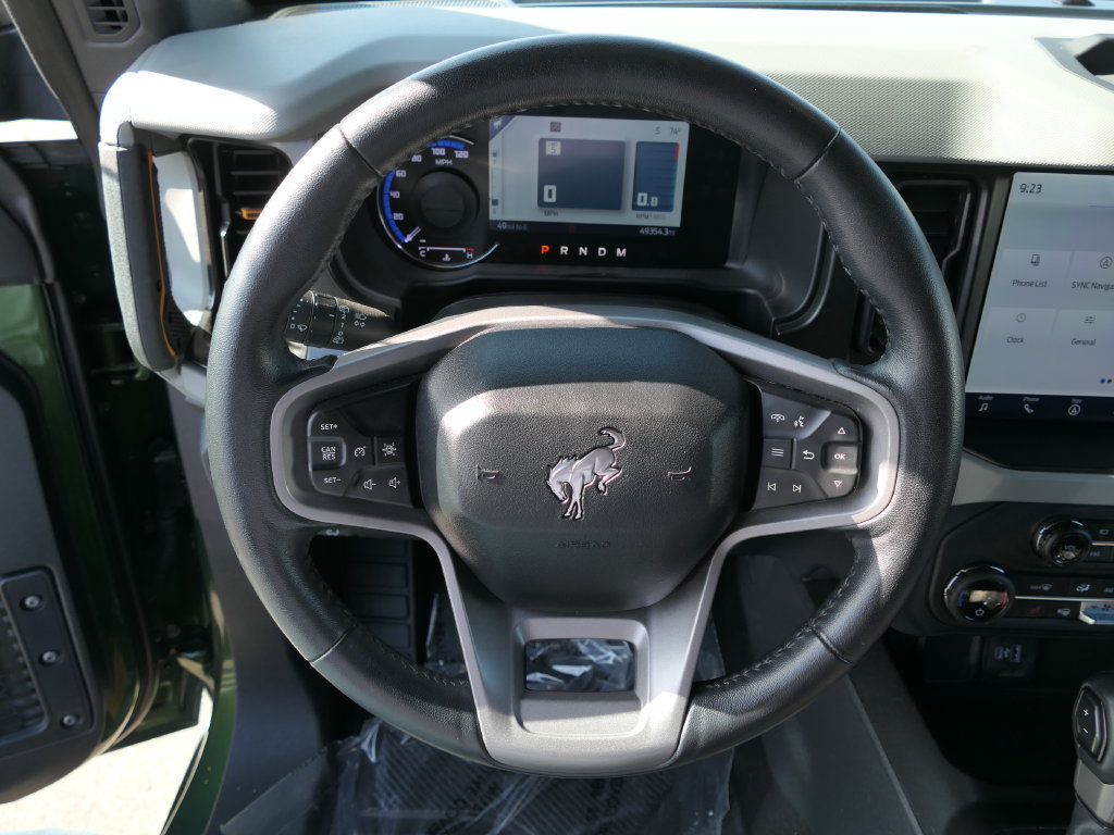 Used 2023 Ford Bronco Badlands w/ Sasquatch Package AWD/4WD image 18