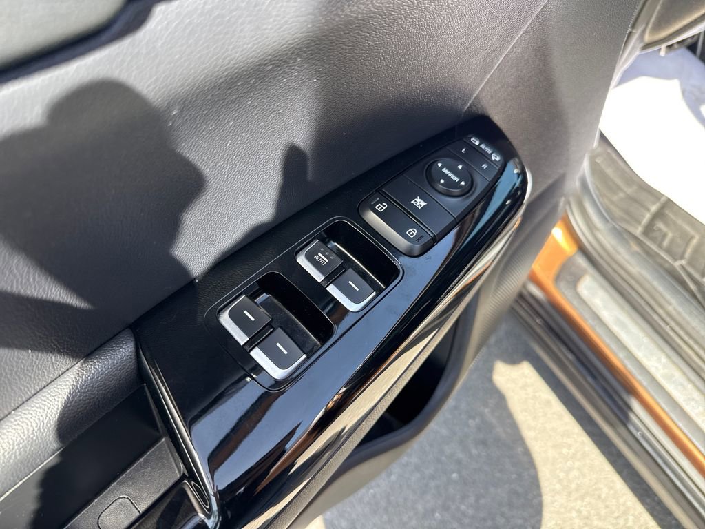 Used 2021 Kia Sportage S w/ S AWD Premium Package image 14