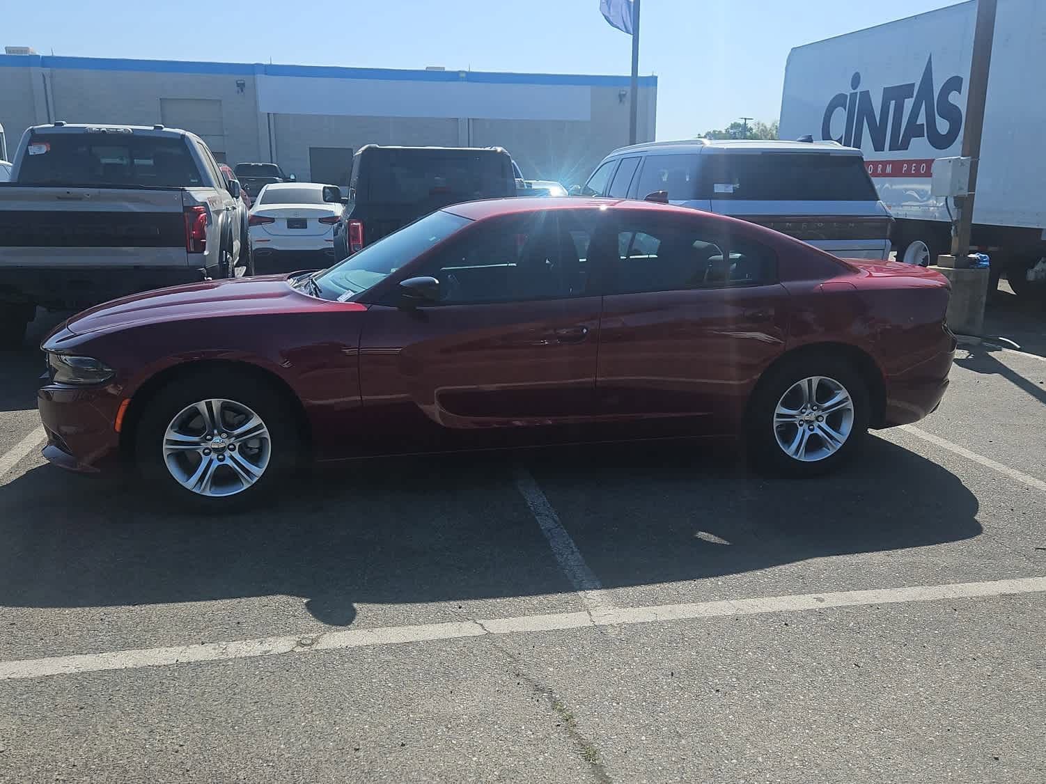 Used 2023 Dodge Charger SXT image 5