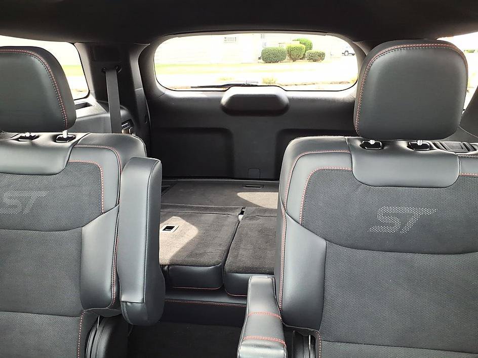 Used 2025 Ford Explorer ST AWD/4WD image 21