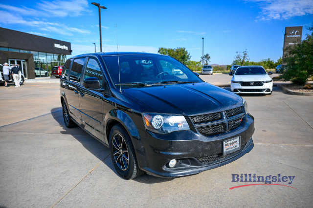 Used 2016 Dodge Grand Caravan SXT w/ UConnect Hands-Free Group FWD image 7