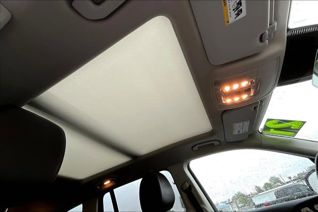 Used 2021 Mercedes-Benz GLS 450 4MATIC image 15