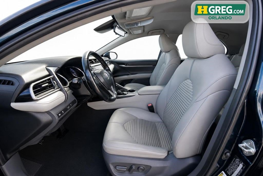 Used 2019 Toyota Camry SE FWD image 10