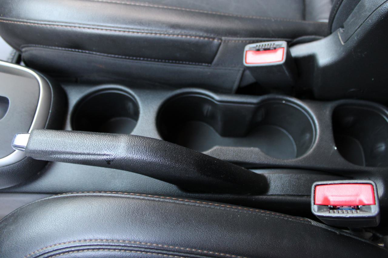 Used 2021 Chevrolet Trax LT w/ LT Convenience Package image 37