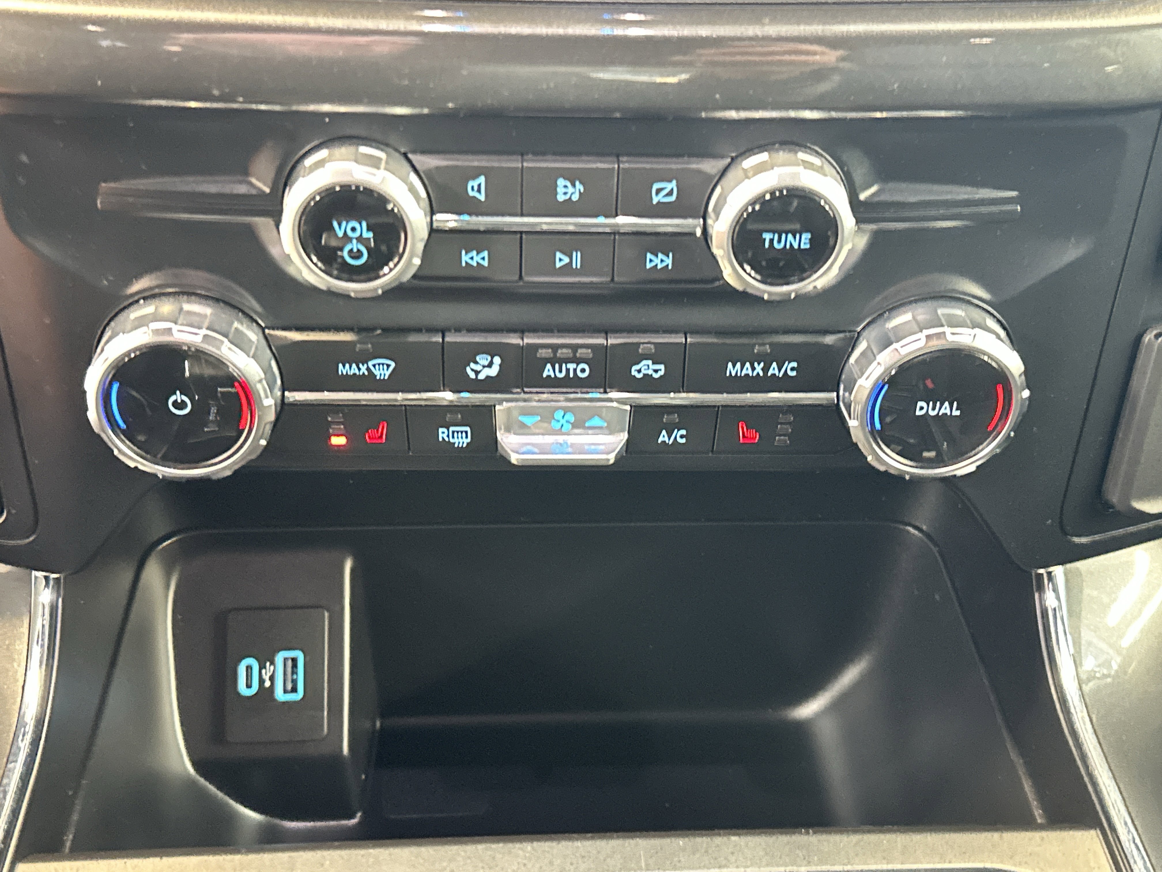 Used 2023 Ford F150 XLT w/ Equipment Group 302A High image 33