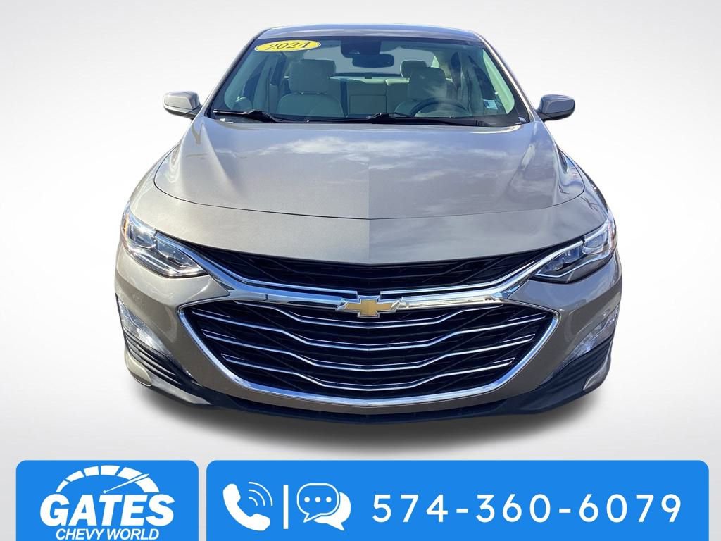 Used 2024 Chevrolet Malibu LT image 2