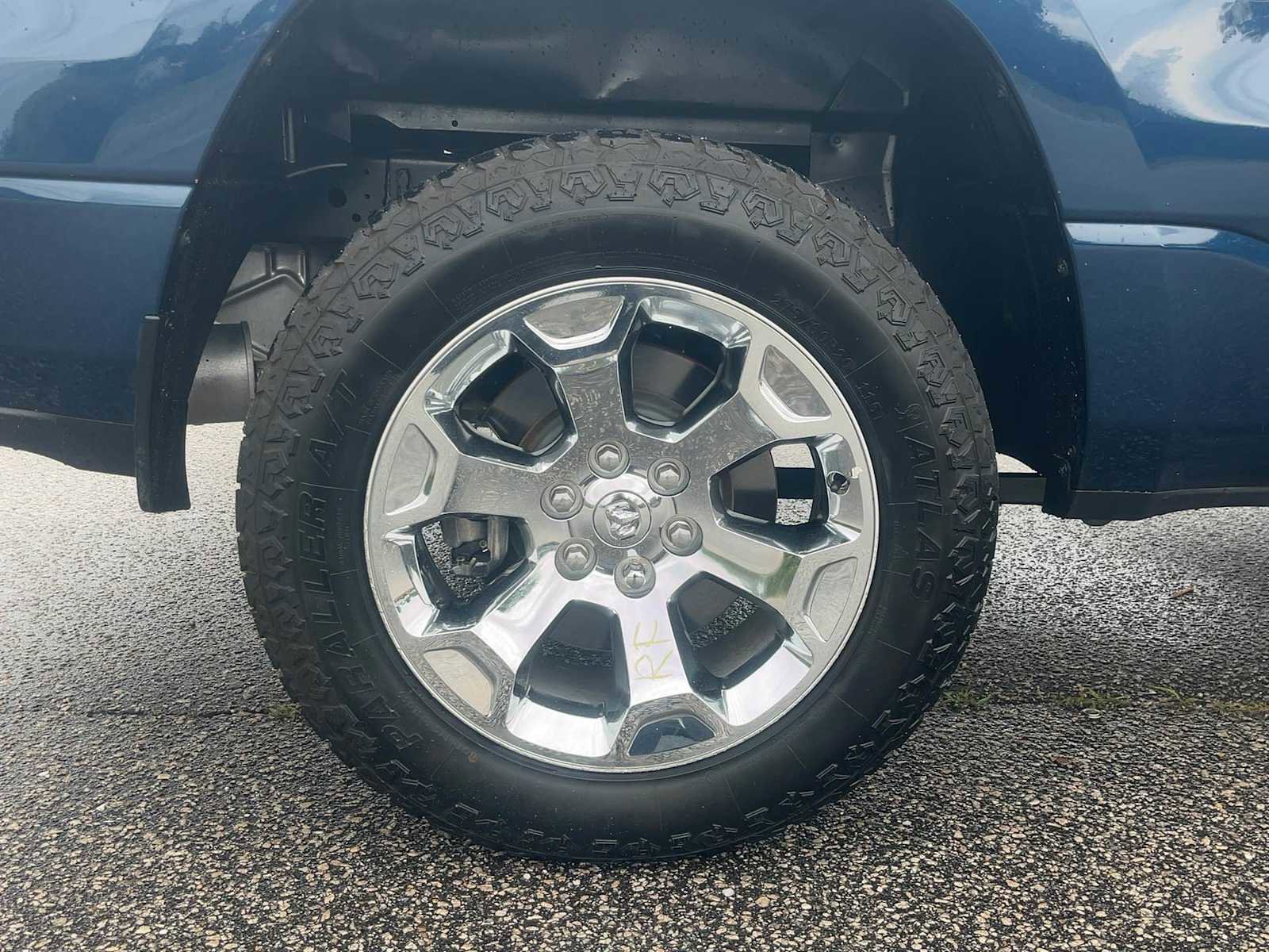 Used 2021 RAM 1500 Lone Star AWD/4WD image 39