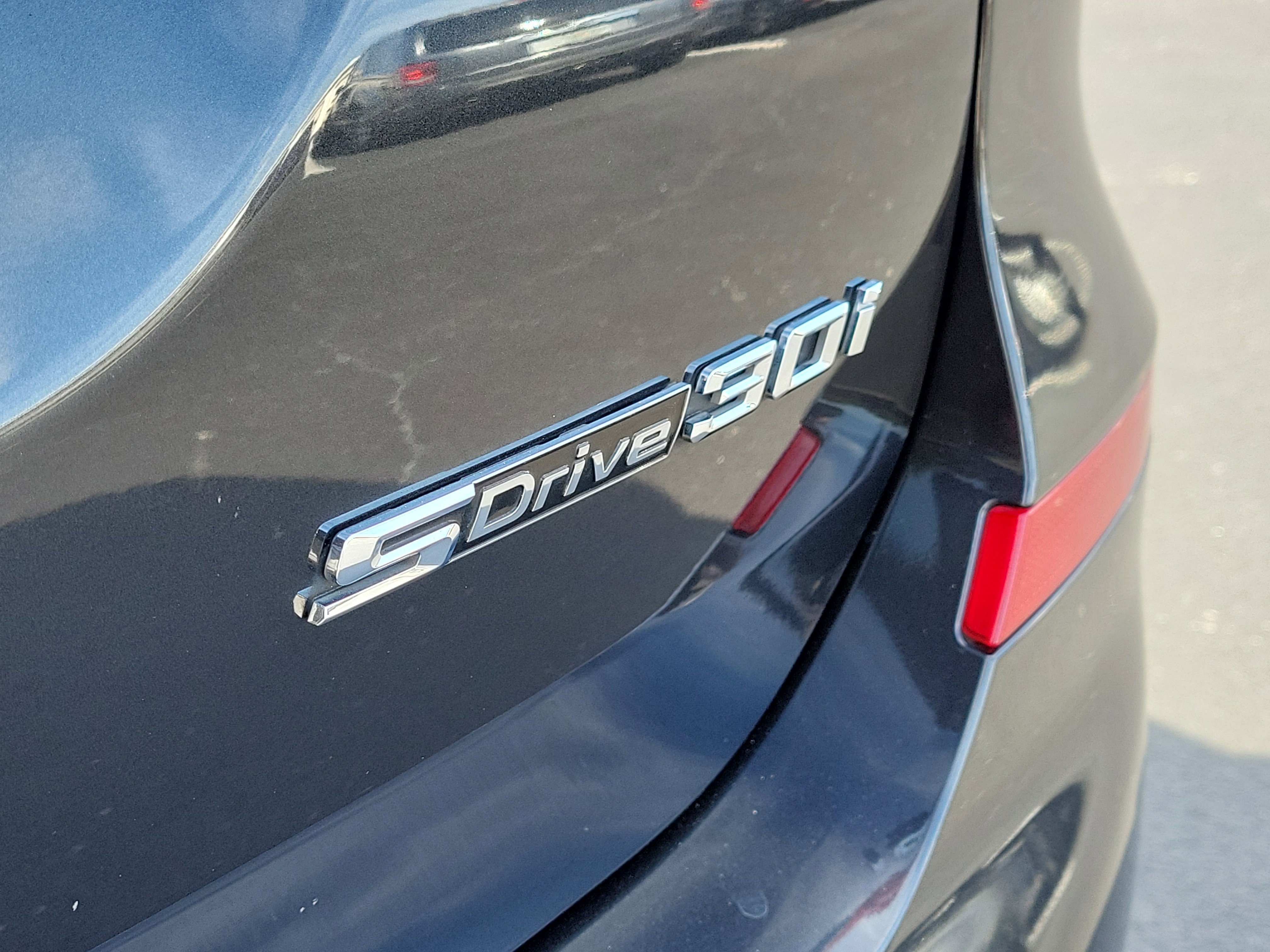 Used 2021 BMW X3 sDrive30i w/ Executive Package image 6