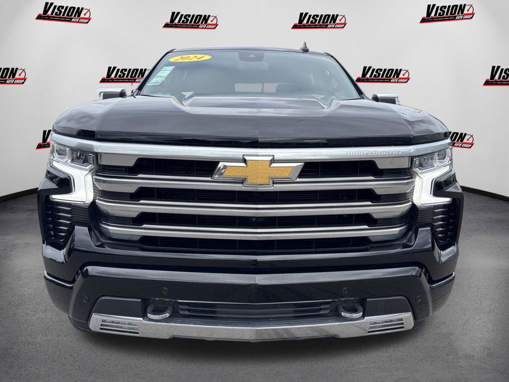 Used 2024 Chevrolet Silverado 1500 High Country RWD image 2