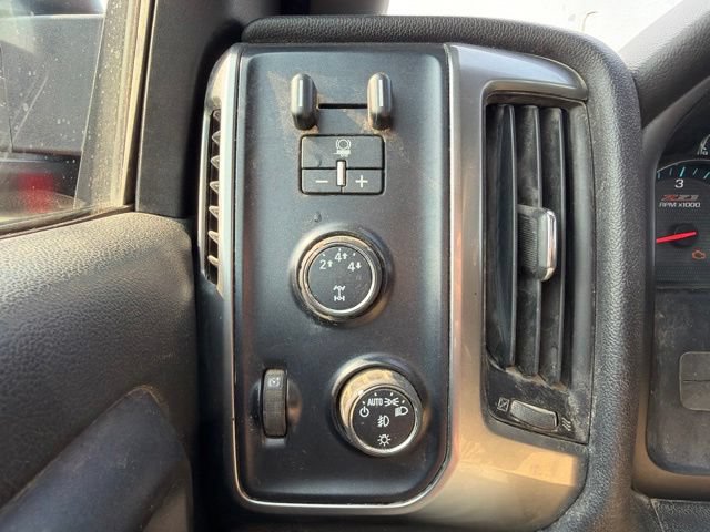 Used 2015 Chevrolet Silverado 2500 LT w/ LT Convenience Package AWD/4WD image 20