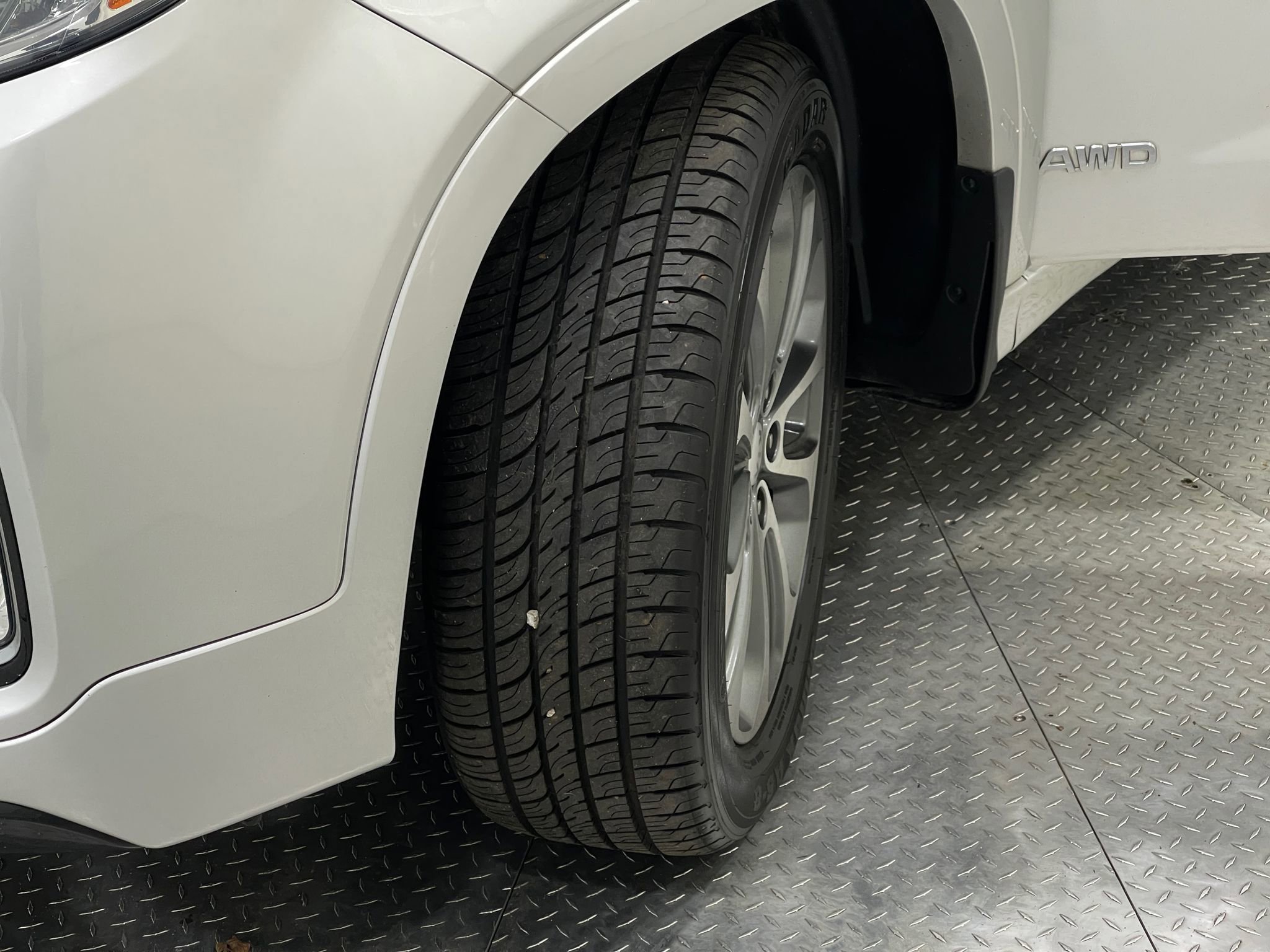 Used 2014 Kia Sorento SX w/ 3rd Row Package image 36