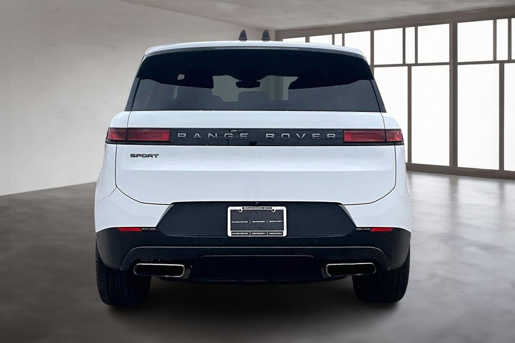Used 2024 Land Rover Range Rover Sport SE image 4