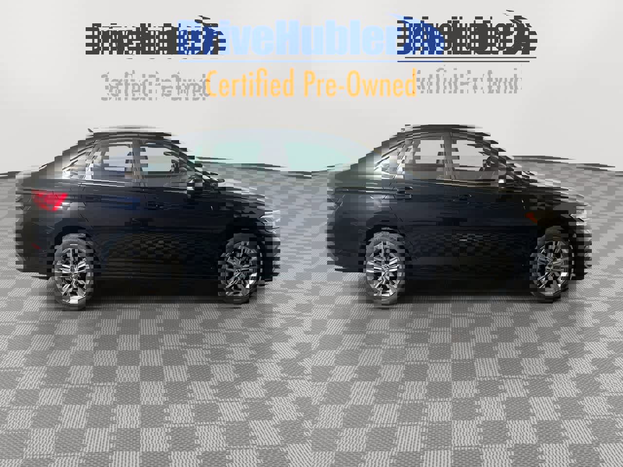 Used 2024 Volkswagen Jetta SE image 9