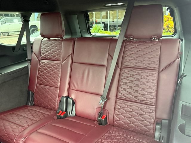 Used 2025 Cadillac Escalade ESV Premium Luxury w/ Touring Package AWD/4WD image 12