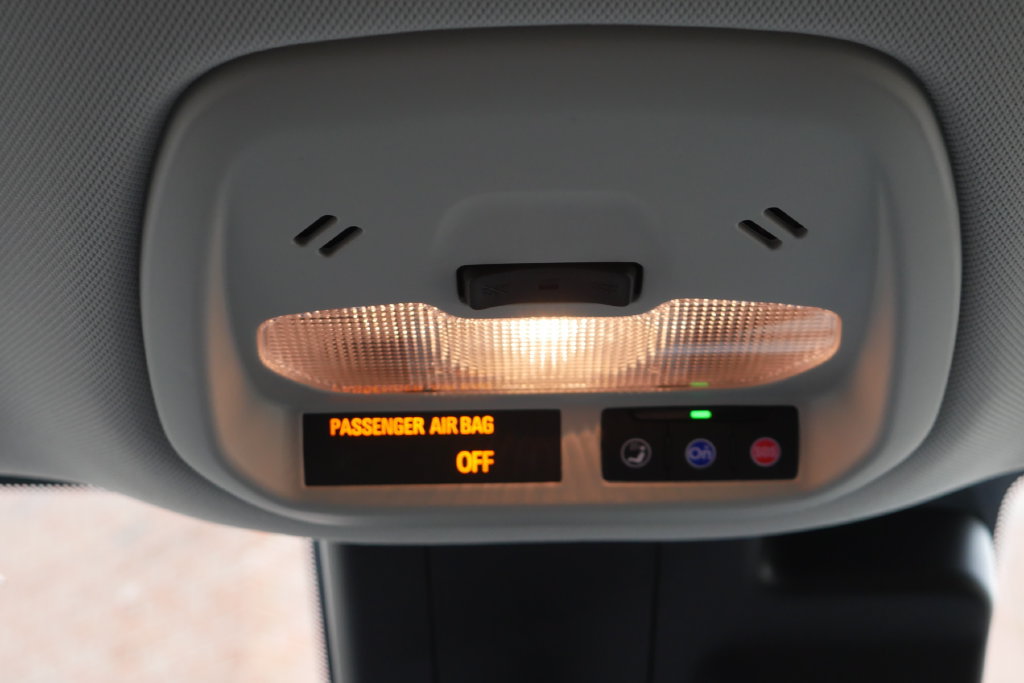 New 2026 Chevrolet Trax LT w/ Midnight Edition FWD image 20