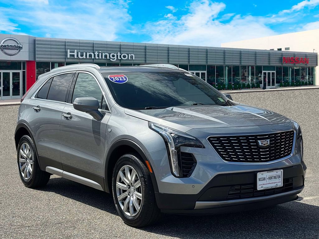 Used 2023 Cadillac XT4 Premium Luxury w/ Cold Weather Package AWD/4WD image 2