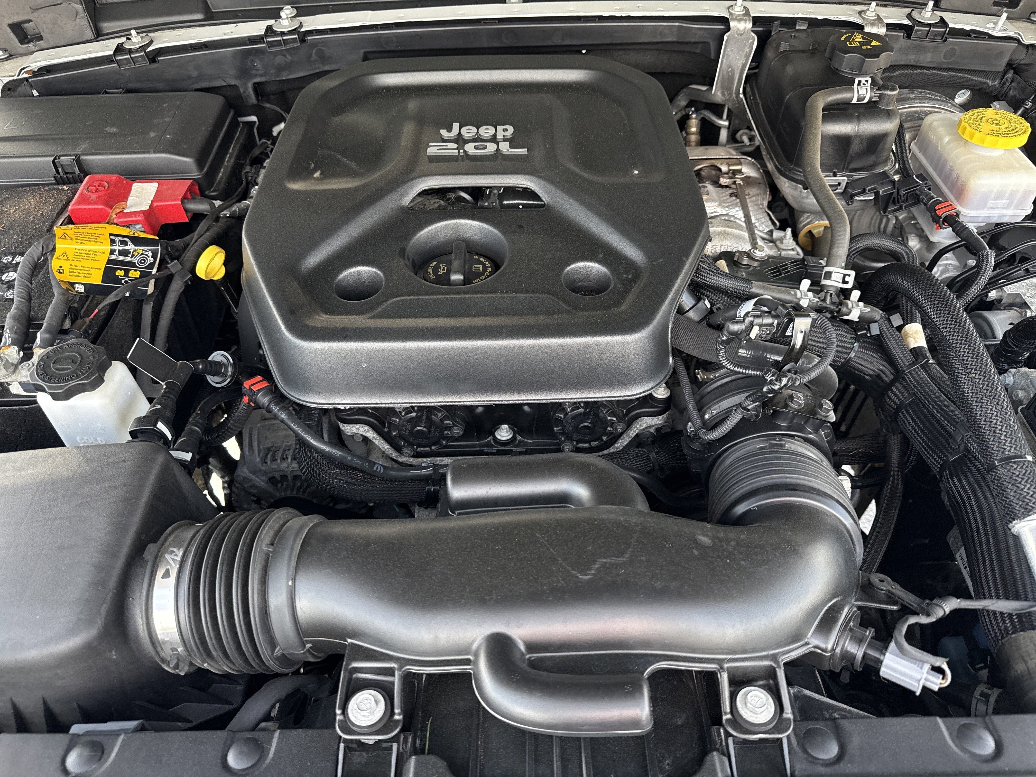 Used 2022 Jeep Wrangler Unlimited Sport w/ Sun And Sound Package image 33