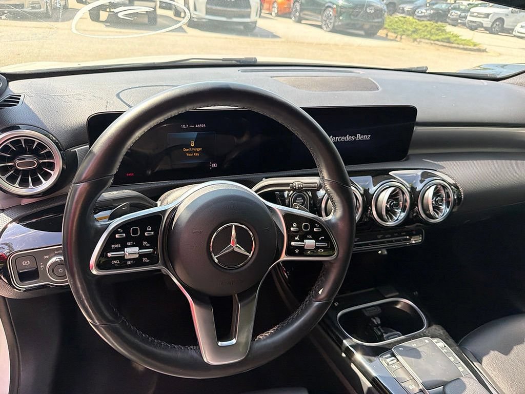Used 2022 Mercedes-Benz A 220 4MATIC image 10