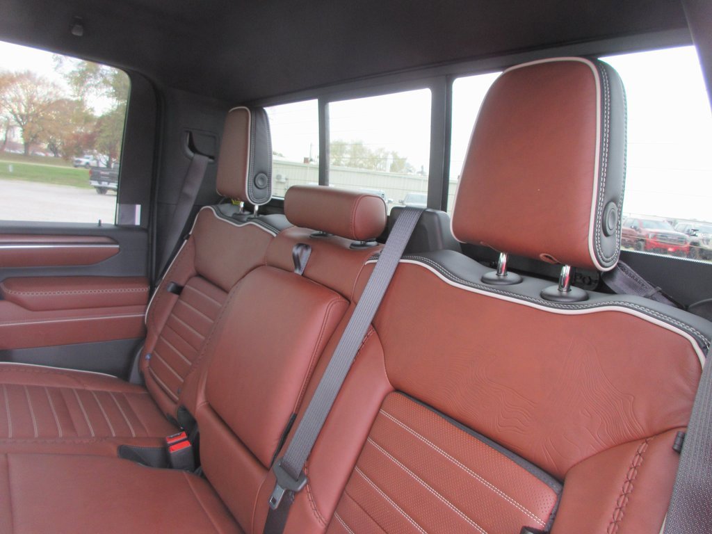 New 2026 GMC Sierra 2500 Denali Ultimate image 12