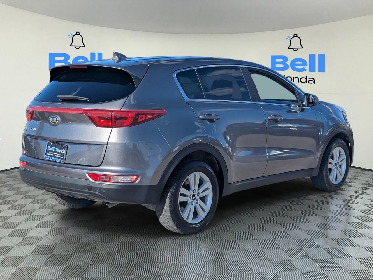 Used 2018 Kia Sportage LX image 4