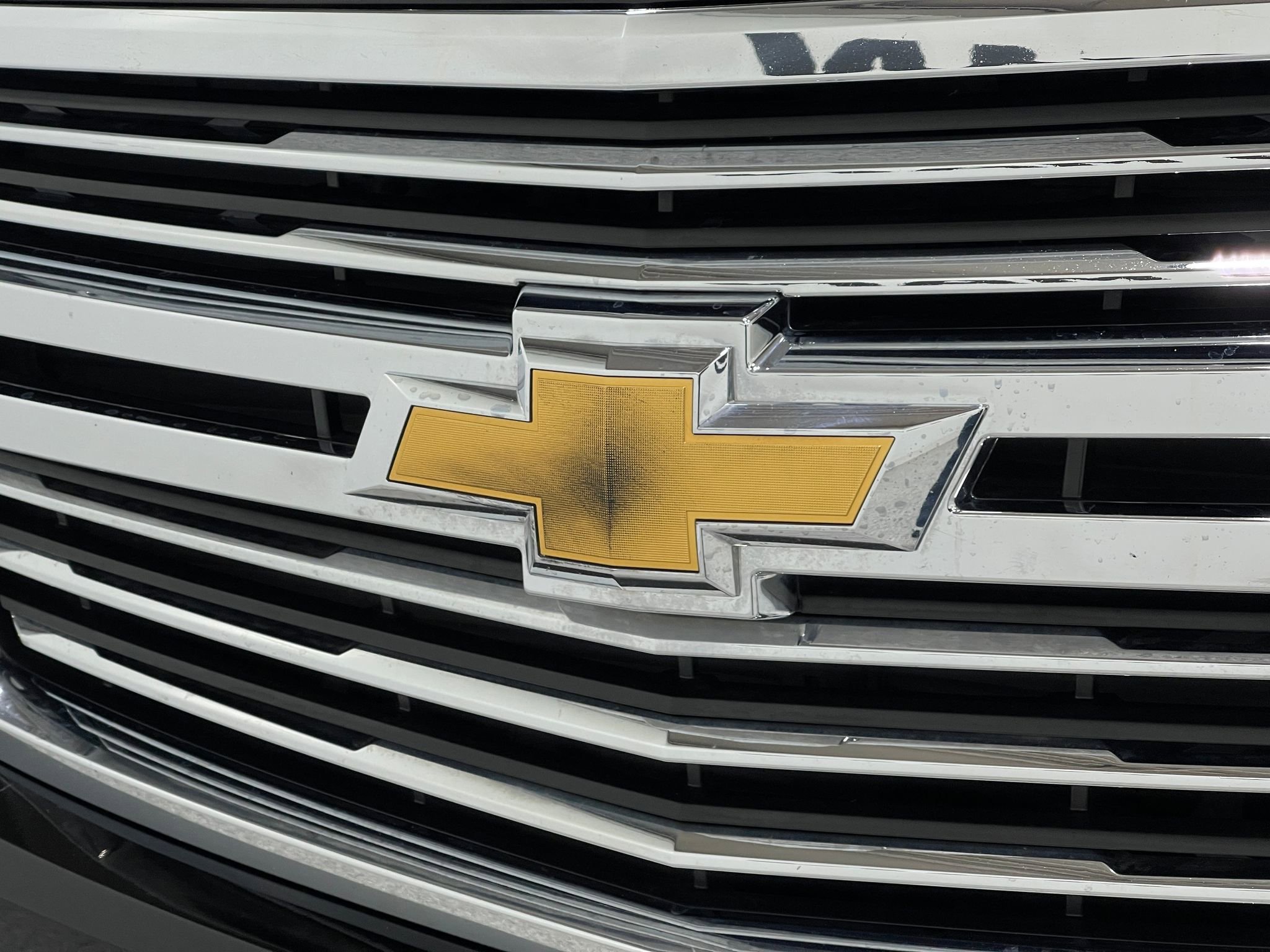 Used 2018 Chevrolet Tahoe Premier AWD/4WD image 43