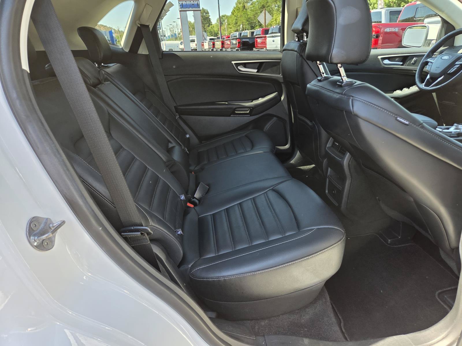Used 2024 Ford Edge SEL AWD/4WD image 18