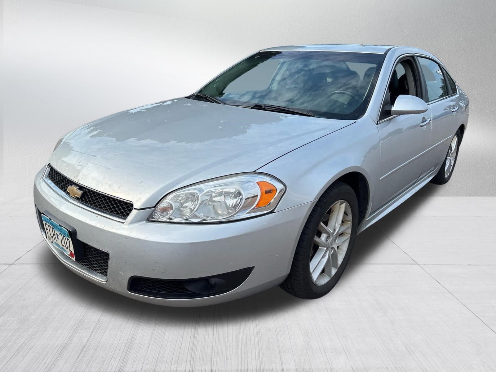 Used 2013 Chevrolet Impala LTZ FWD image 10
