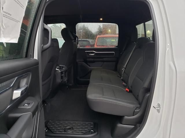 New 2026 RAM 1500 Big Horn AWD/4WD image 7