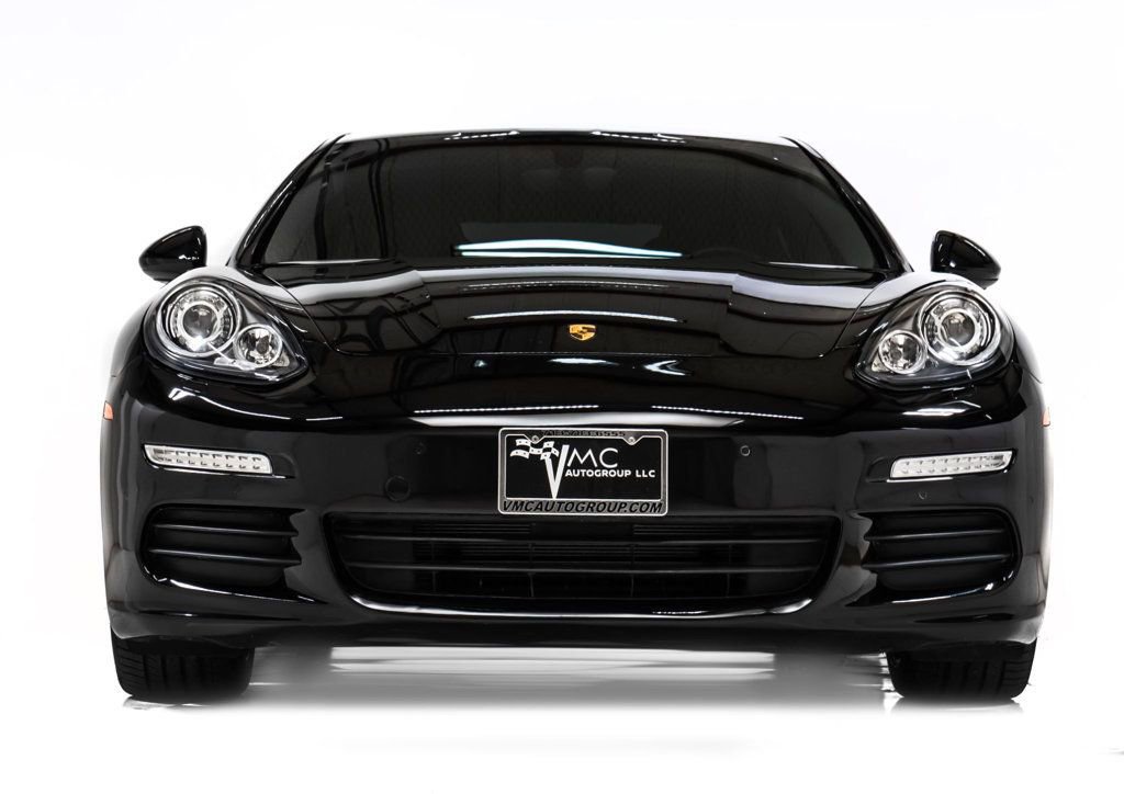 Used 2016 Porsche Panamera Edition image 10
