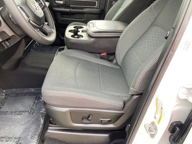 Used 2025 RAM 2500 Big Horn AWD/4WD image 16