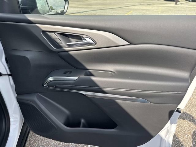 New 2026 Chevrolet Traverse LT w/ Driver Confidence Package FWD image 30