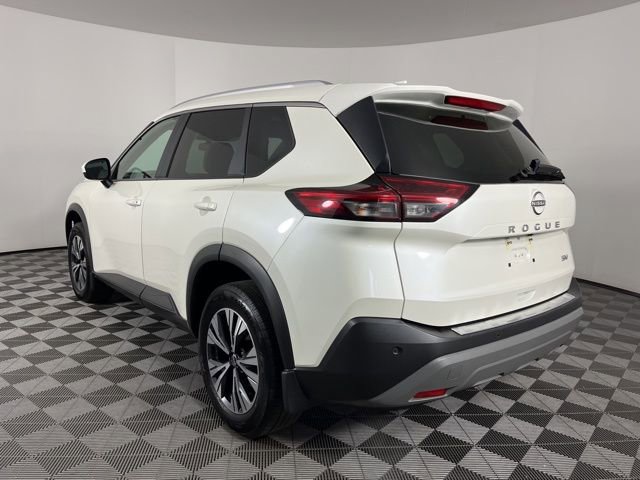 Used 2023 Nissan Rogue SV w/ SV Premium B Package image 12