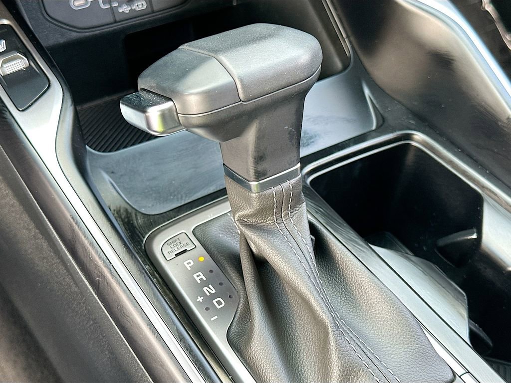 Certified 2025 Kia Sorento S w/ Panoramic Sunroof Package image 17