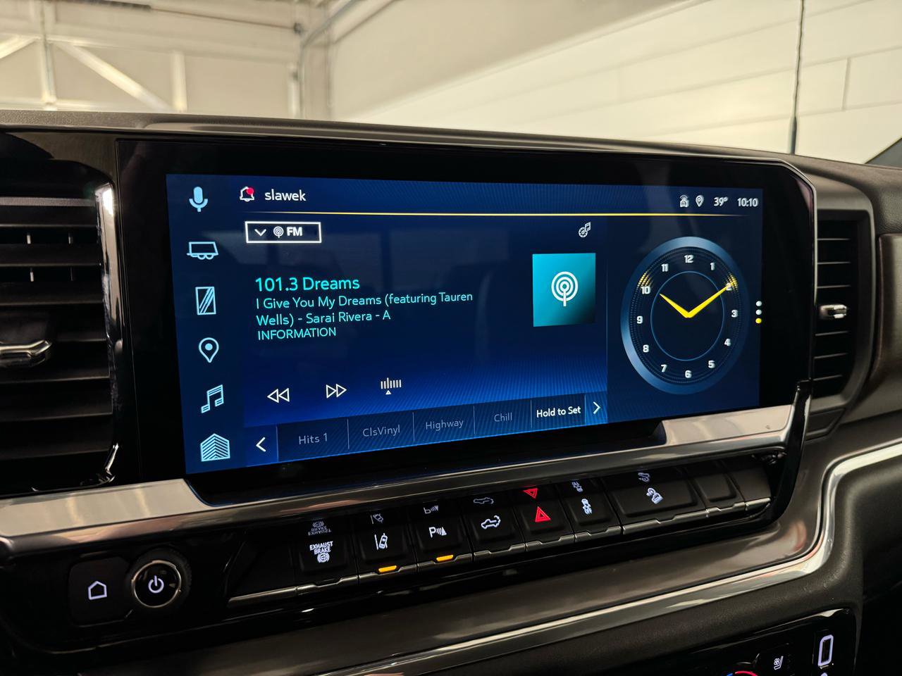 Used 2024 Chevrolet Silverado 2500 High Country w/ Technology Package image 30