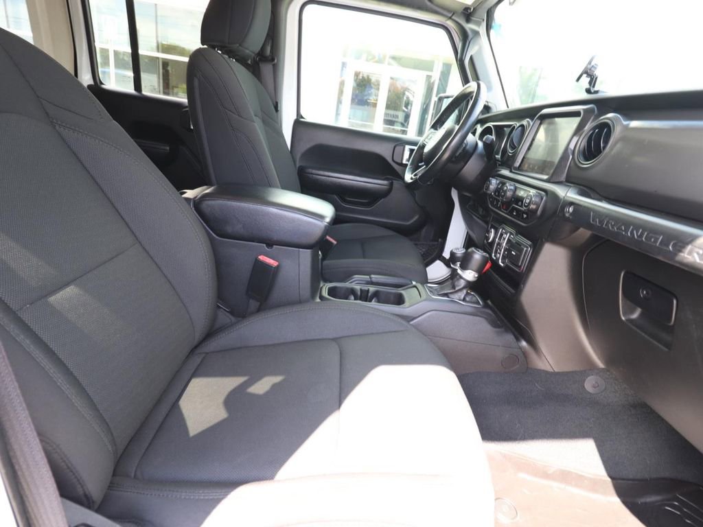 Used 2022 Jeep Wrangler Unlimited Sport image 14