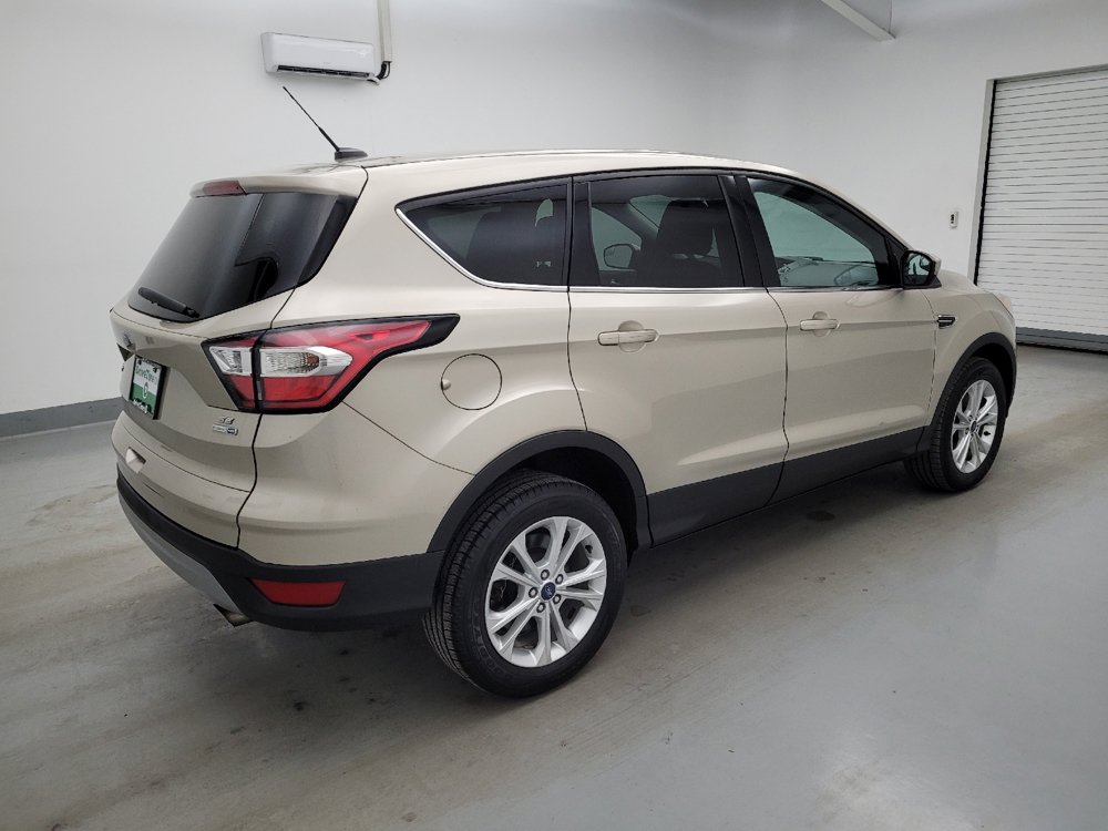 Used 2017 Ford Escape SE w/ SE Cold Weather Package AWD/4WD image 10